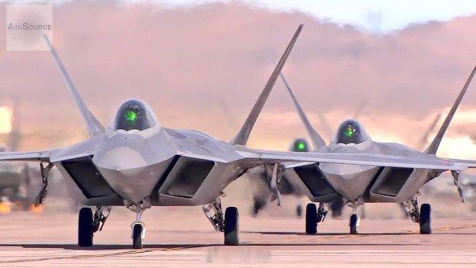 最新消息：11 架美军 F-22 战斗机已在以色列奥夫达空军基地降落。一旦与伊朗