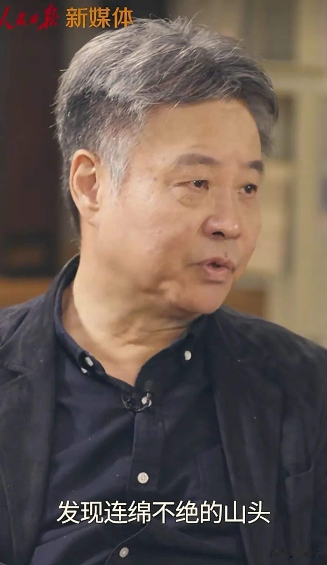 22日晚上，人民日报新媒体策划了一场特别节目——《莫言余华和年轻人谈谈心》。
节