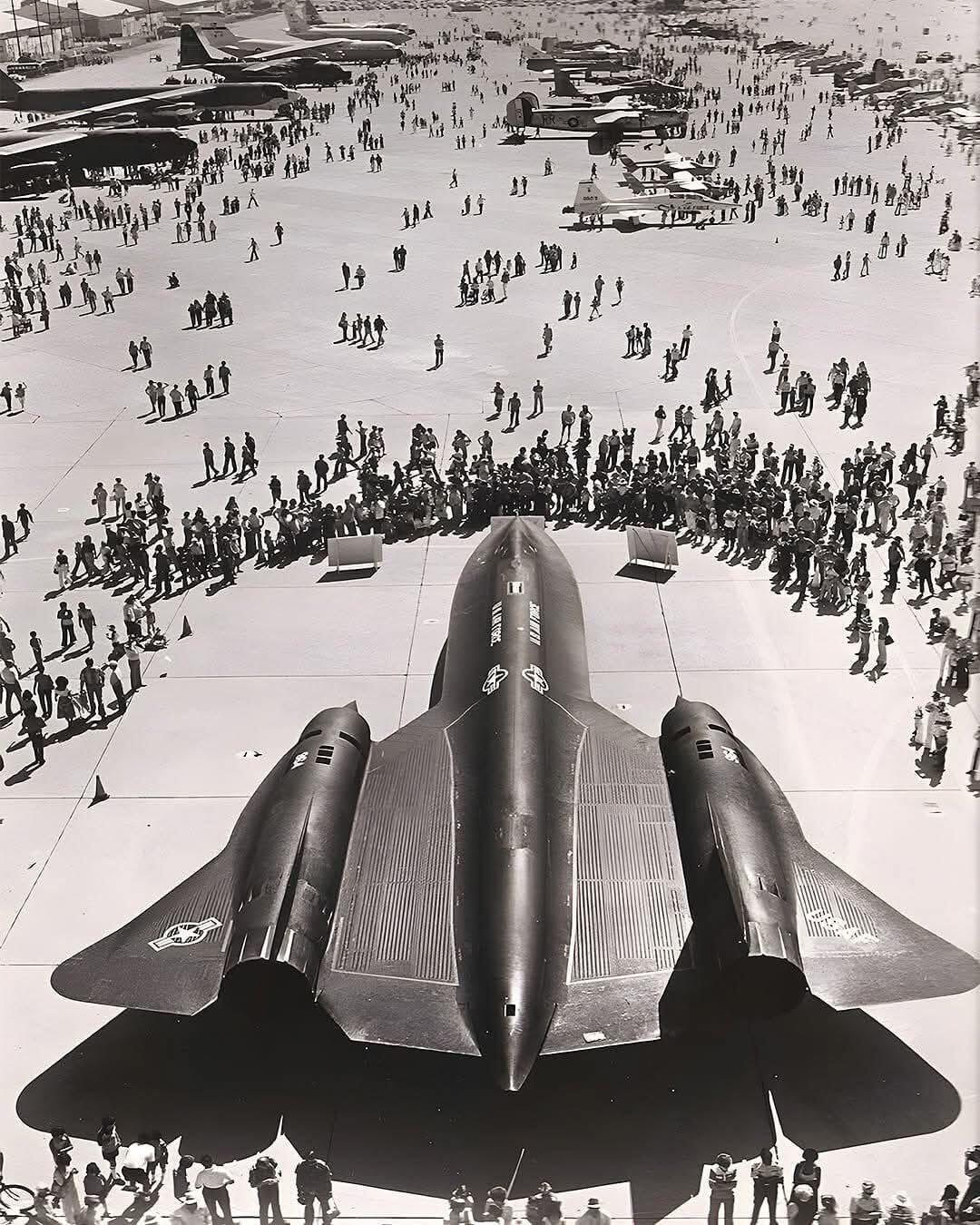 1986年，航展上的SR-71黑鸟侦察机 