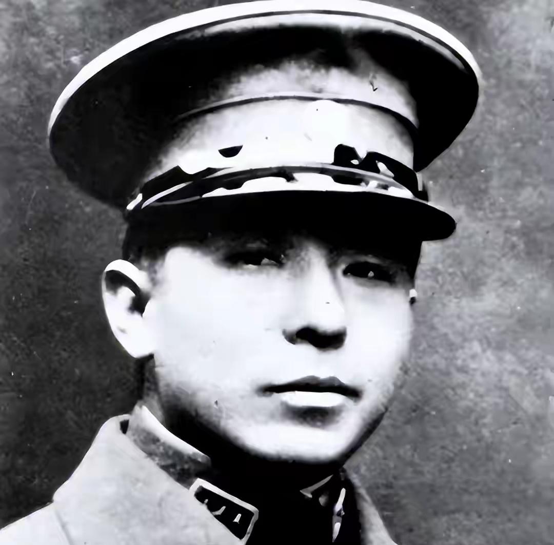 张学良直言：换帅长征，千里难行

1991年，已步入暮年的张学良接受美国哥伦比亚