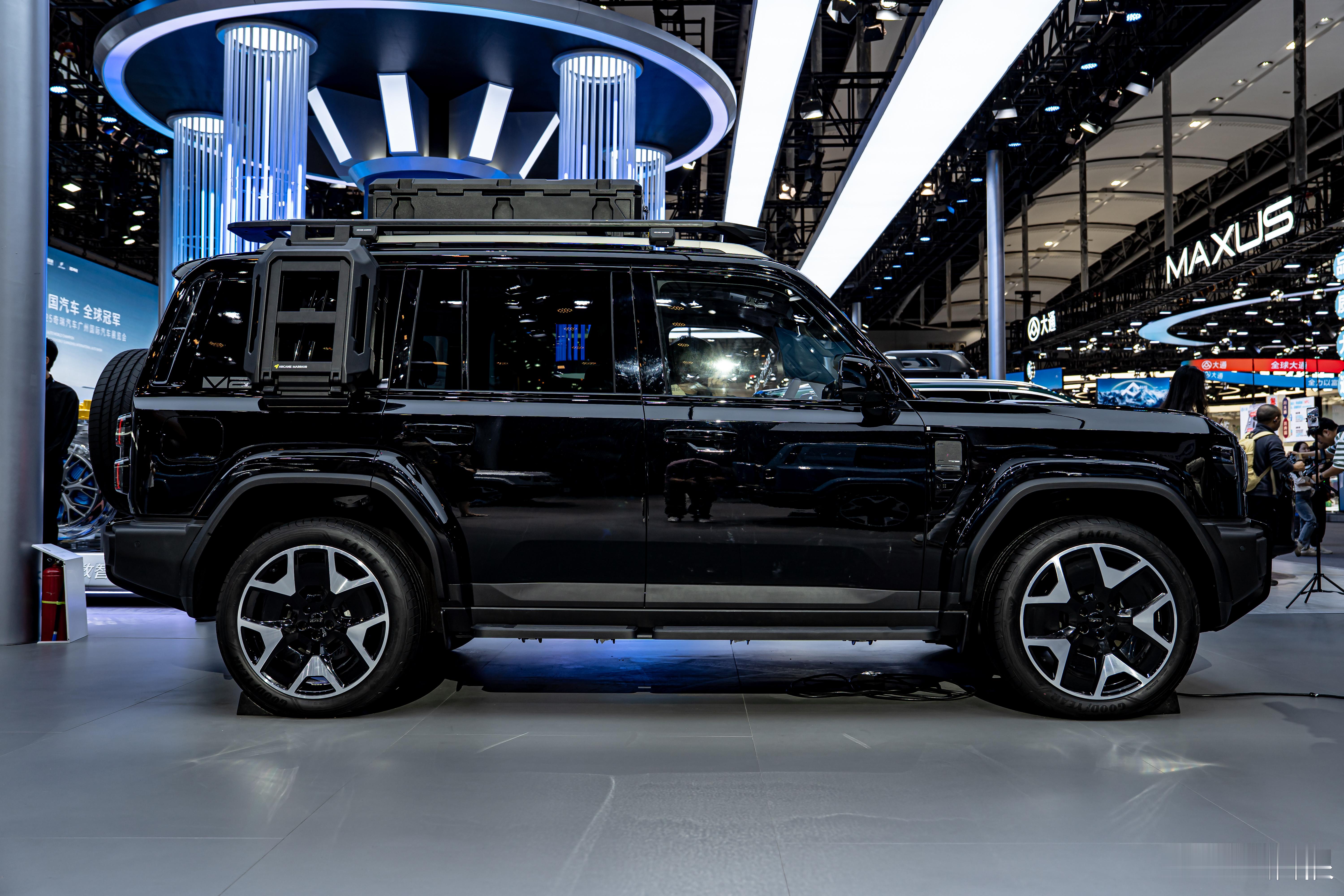 该说不说iCar V27这玩意真帅啊，没什么争议吧？2025广州车展