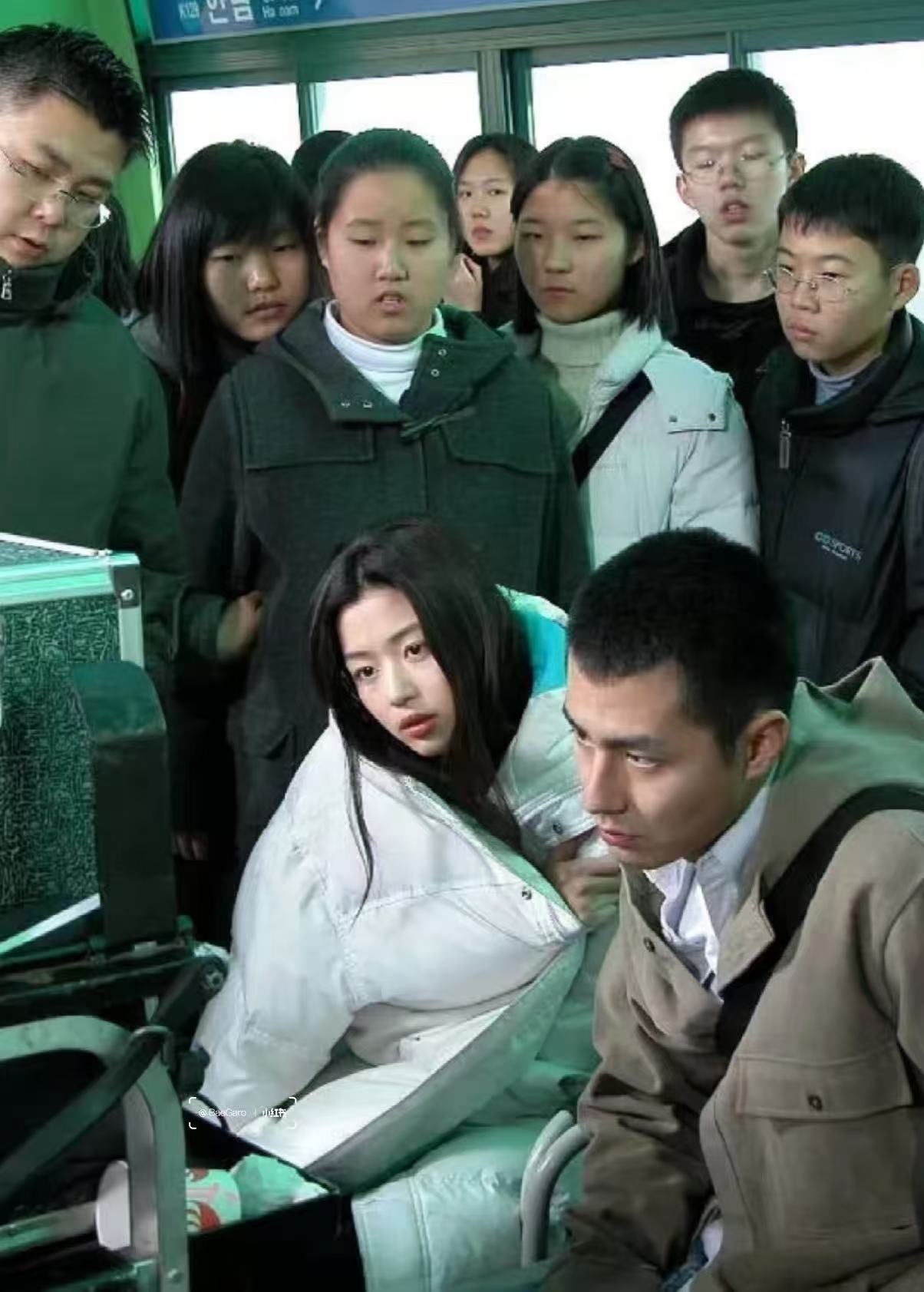 好看的人长得特别清晰! ​​​