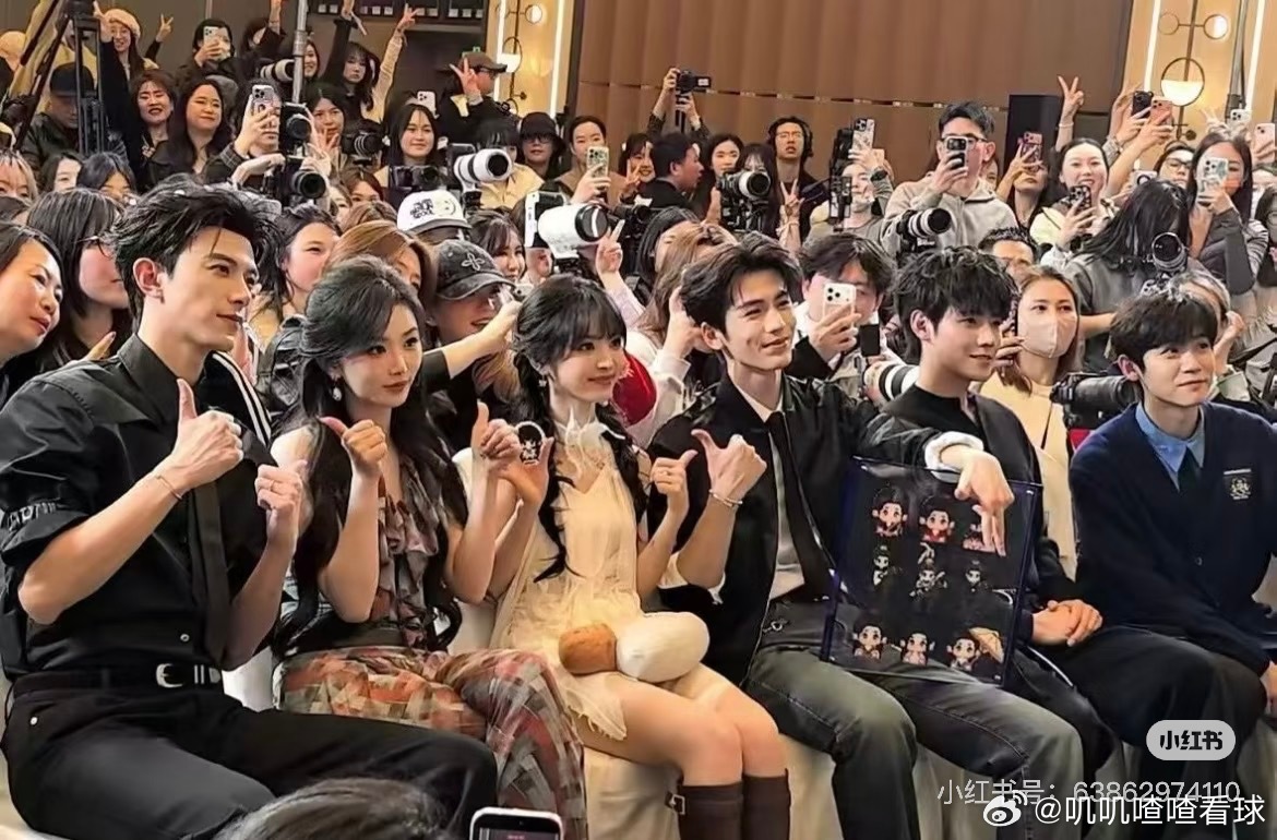 逐玉 庆功宴庆功宴是剧播结束后，一段时间后平台组织举办，27号两主演都在拍戏，这