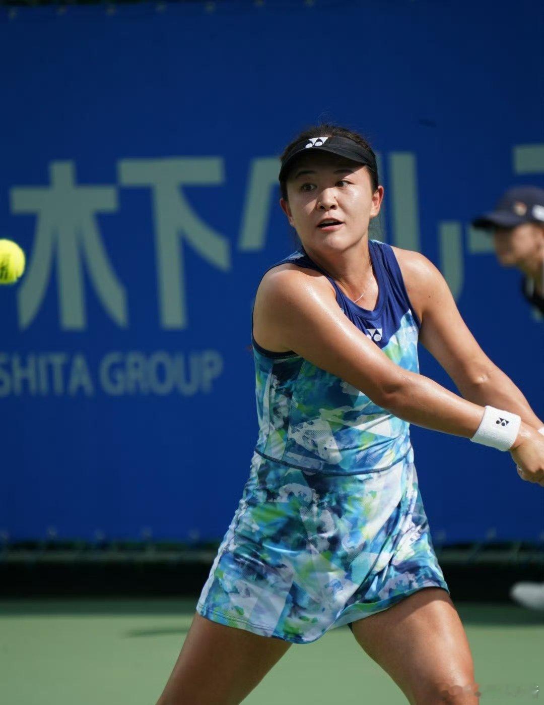ITF布里斯班W75半决赛朱琳🇨🇳以3-6/4-6负于头号种子吉布森🇦🇺
