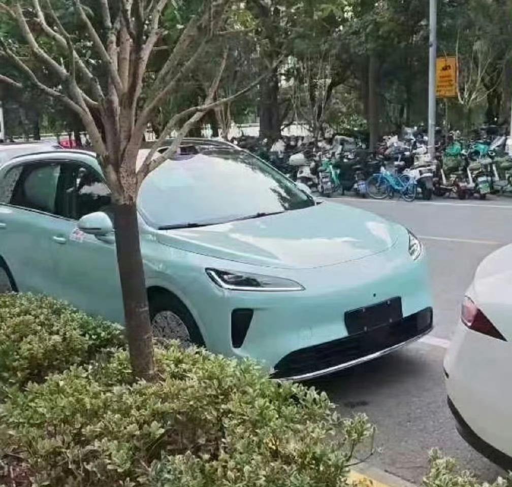 尚界H5马上9月份就要亮相了，外观也曝光了，这个颜值咋样？
尚界h5官宣9月见【