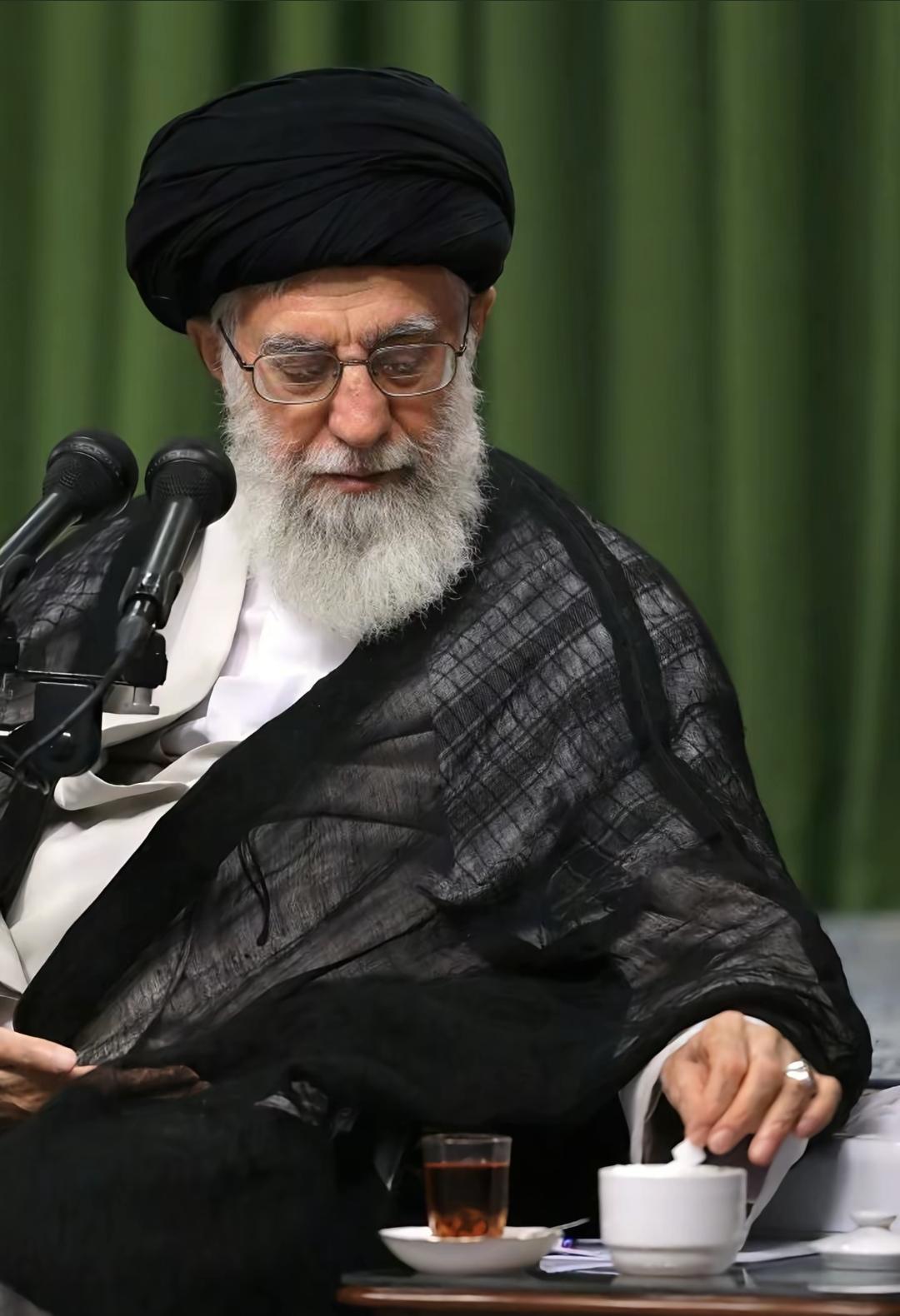 美国现在估计肠子都悔青了！之前最不希望战争，最不想用核武器，最想和平，最好谈判的