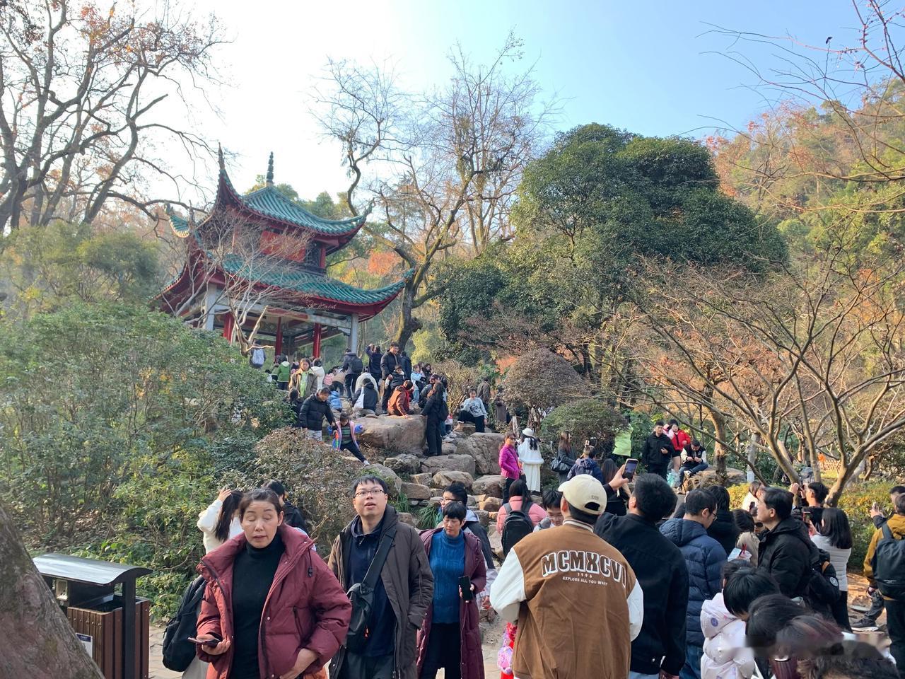 没想到一首诗火了长沙的一个景点！
在长沙河西大学城有一个全国闻名的5A级景点因为