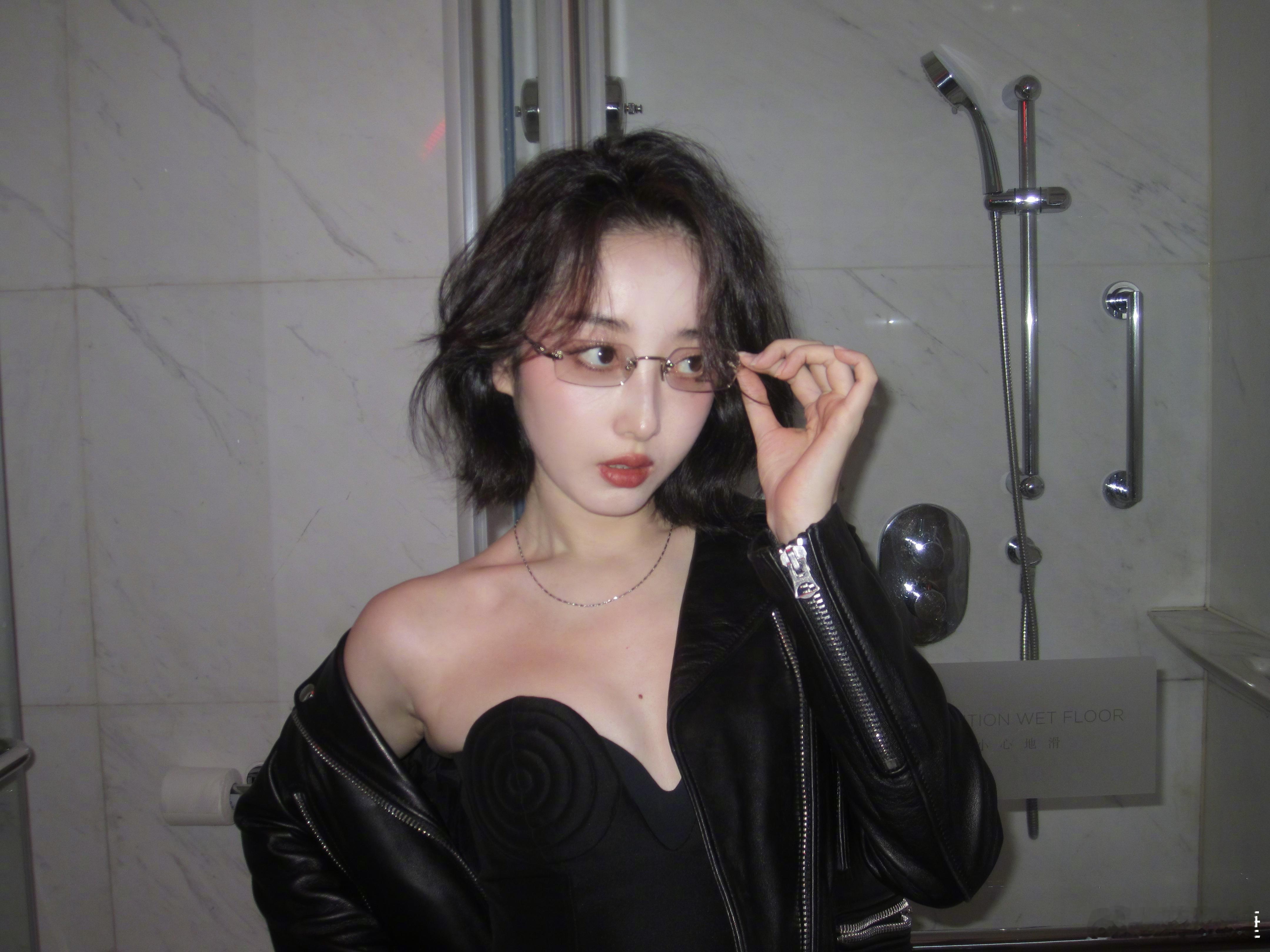 潘玮柏蒋梦婕 秀完你的秀我的蒋梦婕日常生活照📷 ​​​