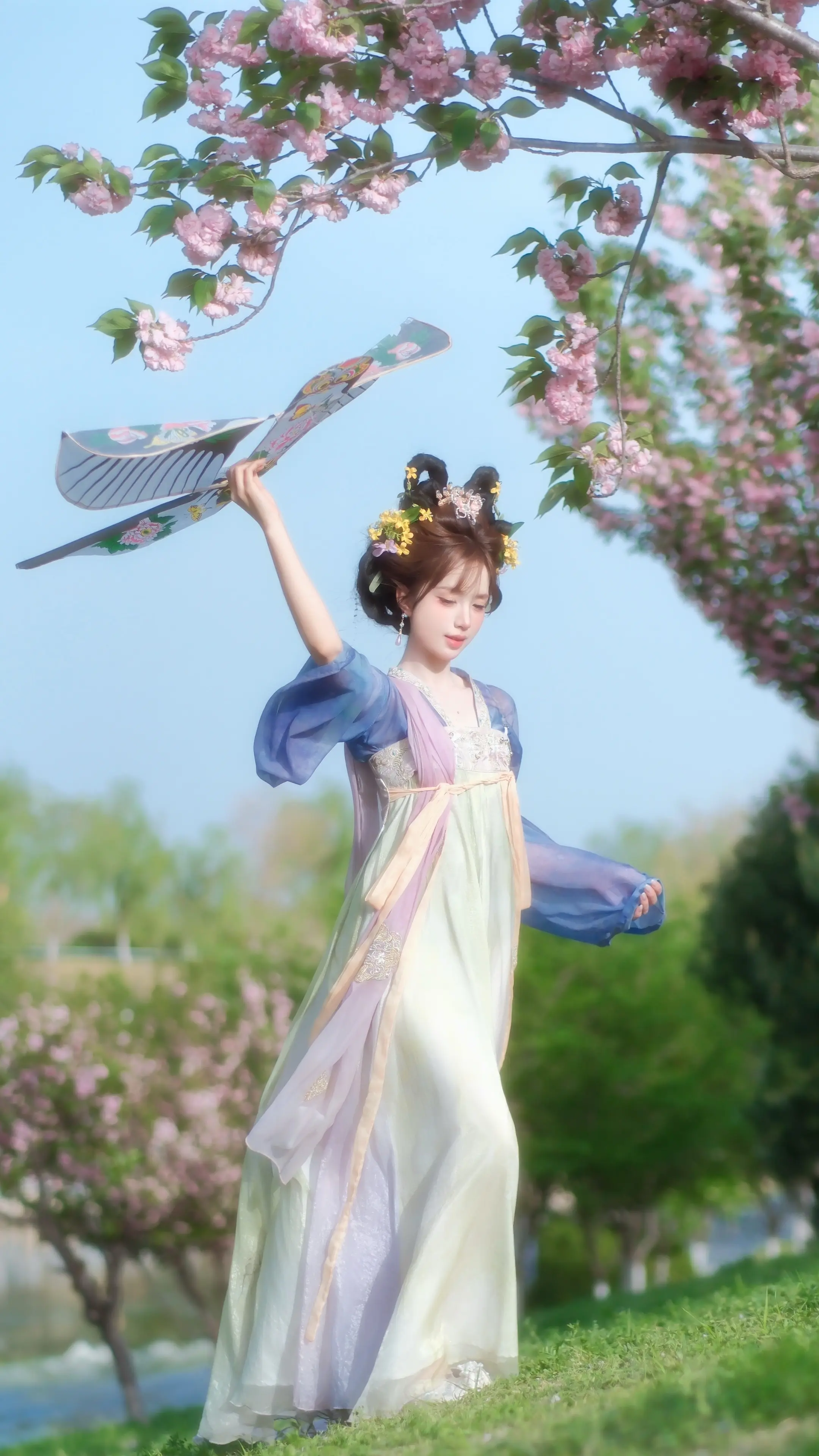 “桃花好看 我也好看”