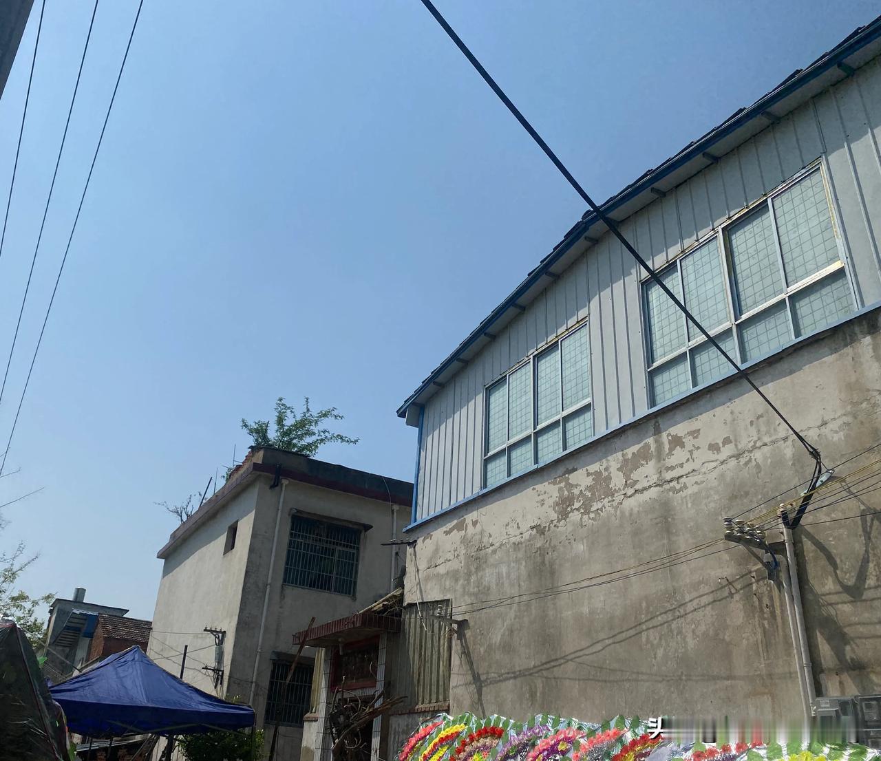 逝者已走，在者节哀。
珍惜身边人，停更三天🙏