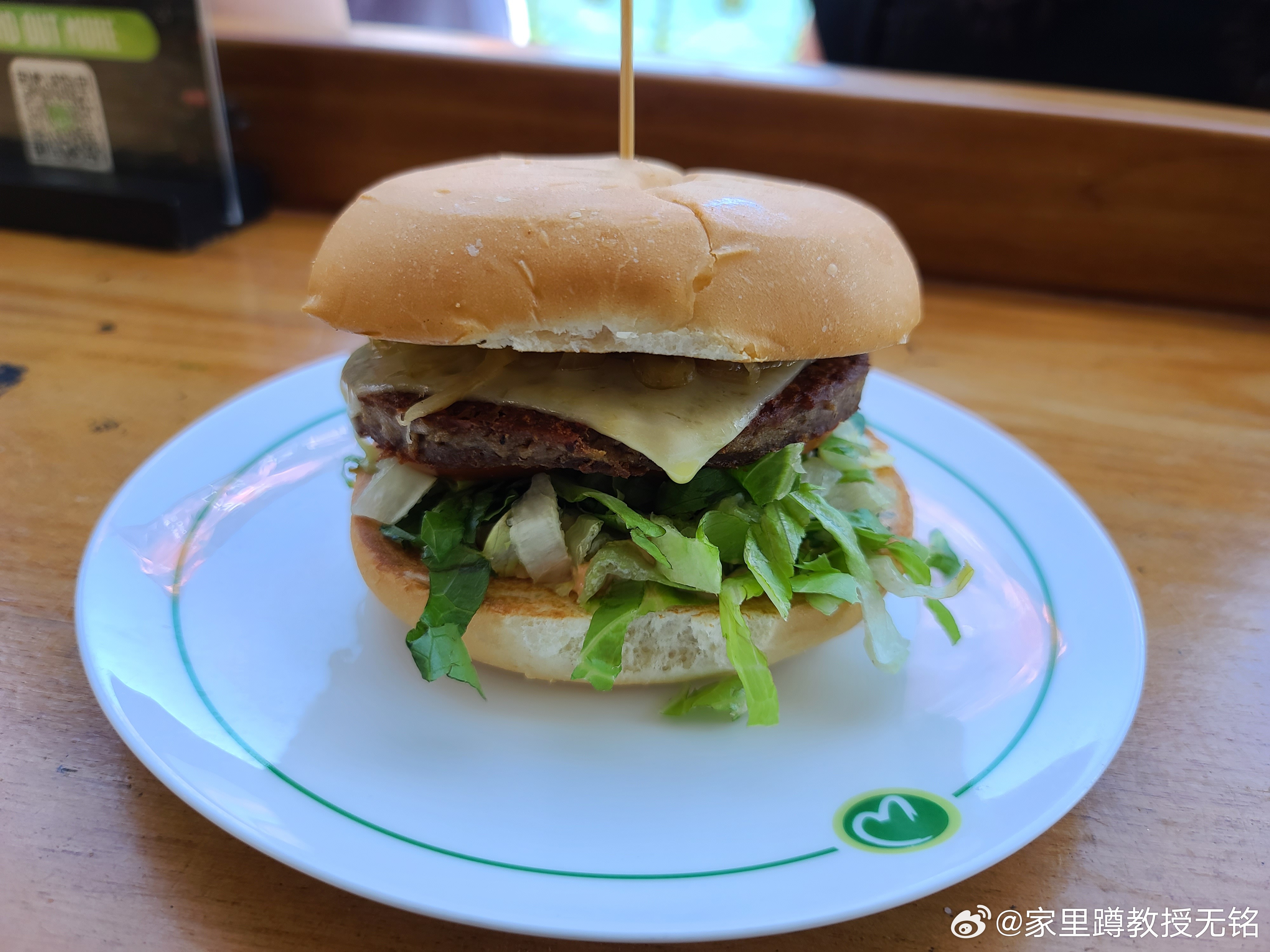 悉尼游第三天见闻1. 悉尼这里也流行点餐扫二维码，不过不需要微信支付宝，而是直接