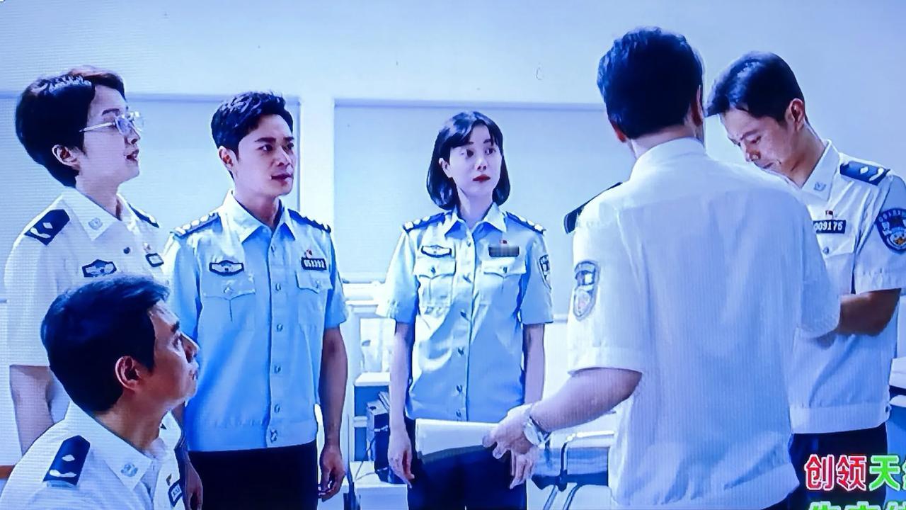 这两天，大家一定要准备好纸巾，《我是刑警》将要接二连三的报告：清江DNA比中了！
