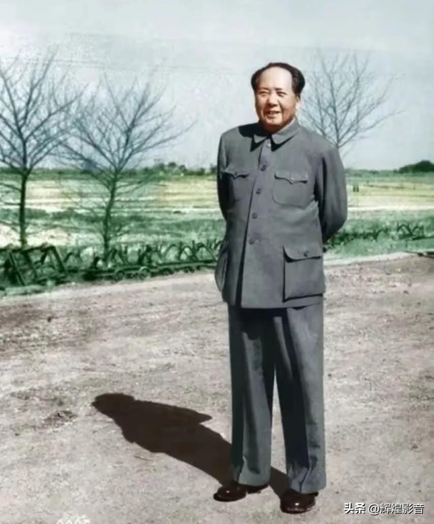 🎋竹报平安，福启新程！🙏敬爱的毛主席，铭记您正道初心，传颂不朽岁月箴言！天若