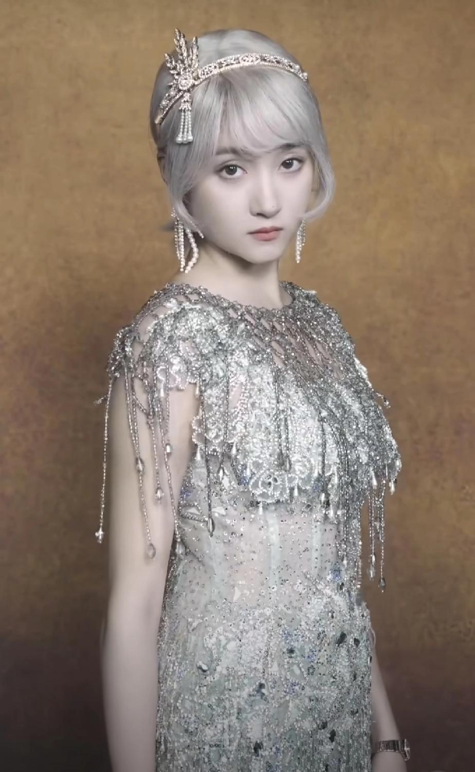 关晓彤这套真美，
放在古代那就是杨贵妃了吧！
内娱独有一份的美貌。