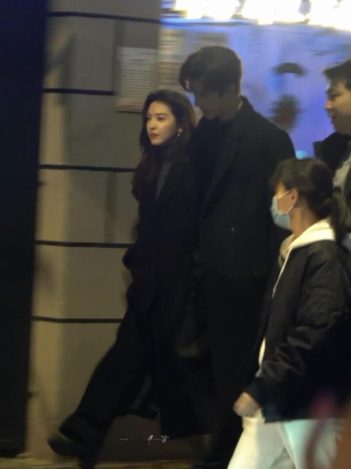 吵吧吵吧但是章若楠王安宇的路透很美味哟