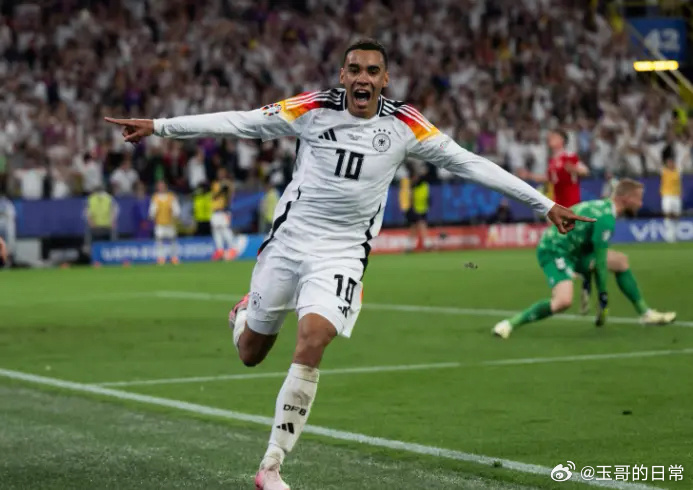 德国vs加纳 一场备受关注的国际友谊赛焦点战正式打响，欧洲传统豪门德国坐镇斯图加