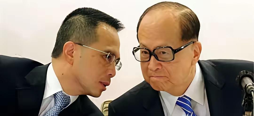 这两天，李嘉诚心里估计真不是滋味。
全运会火炬首次在粤港澳大湾区传递，
香港、澳