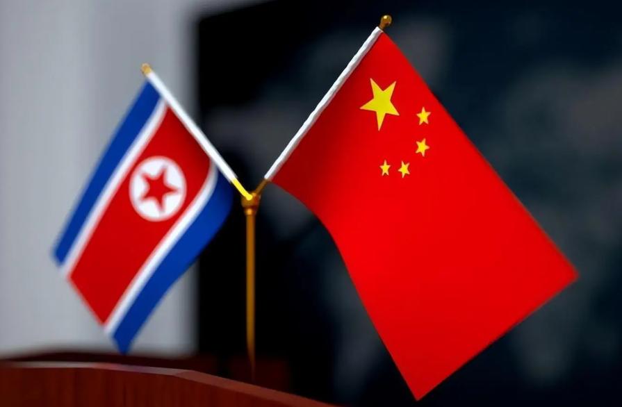 朝鲜最高规格欢送中国。当地时间7月17日，中国代表团正式结束了对朝鲜的正式友好访