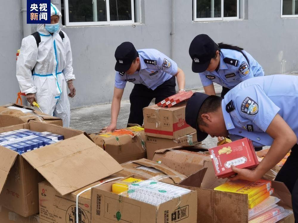 “家人舍不得给我花钱”河南奶奶一句话撕开保健品骗局最痛环节：拉她进群的是每天一起