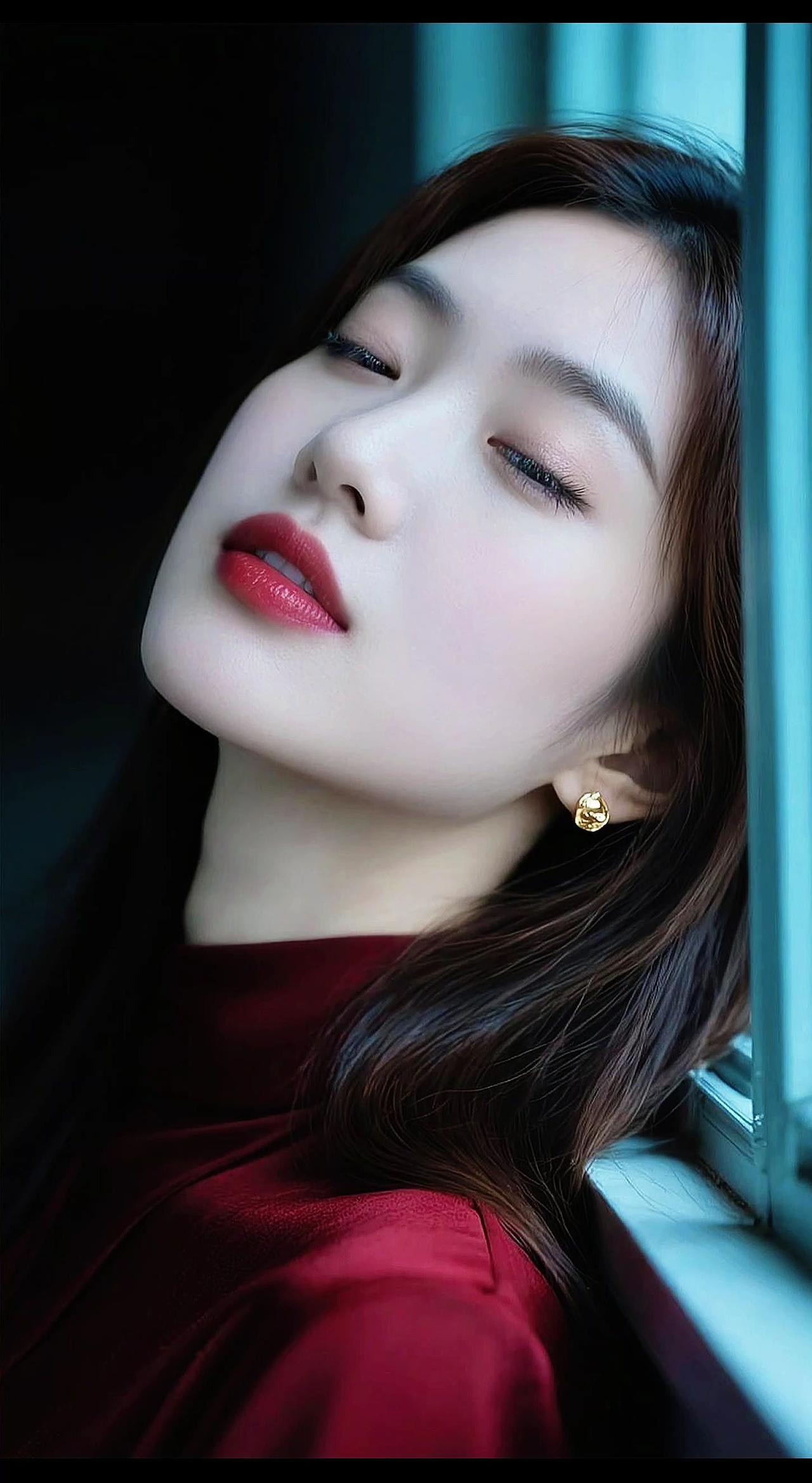 AI静谧氛围感写真 慵懒松弛感拉满 高级感人像 情绪纯欲风 高级感冷淡风