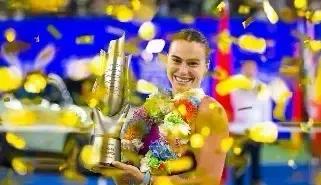 本周WTA排名,保利尼打进TOP4创职业新高,郑钦文接近第六的佩古拉!
郑钦文东