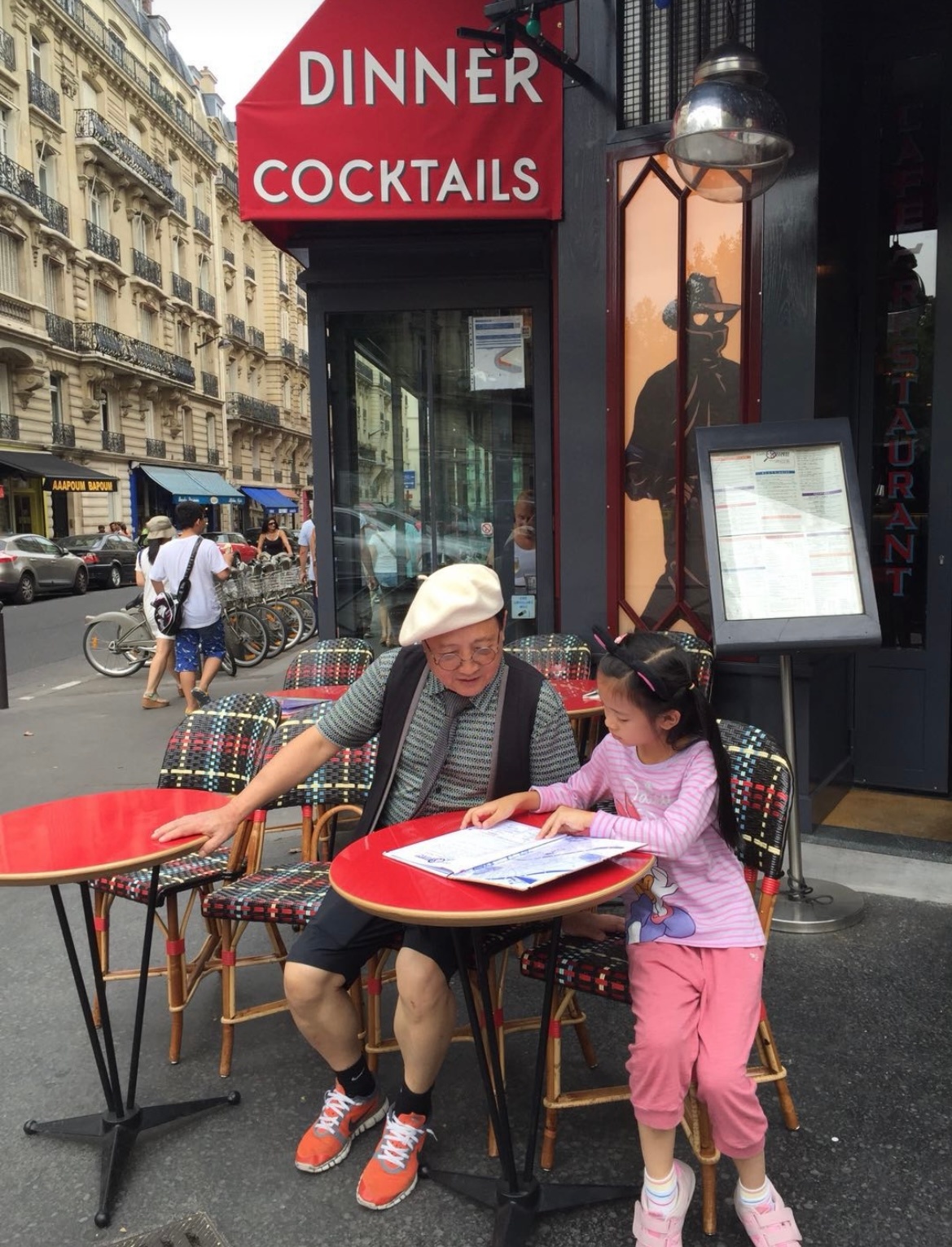 人生感悟：曾经承载着社交期待的微信群，在自身生态恶化与智能时代革新的双重冲击下，