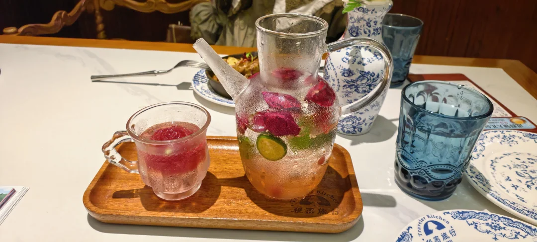 秘密花园｜经常看到排队且褒贬不一的店