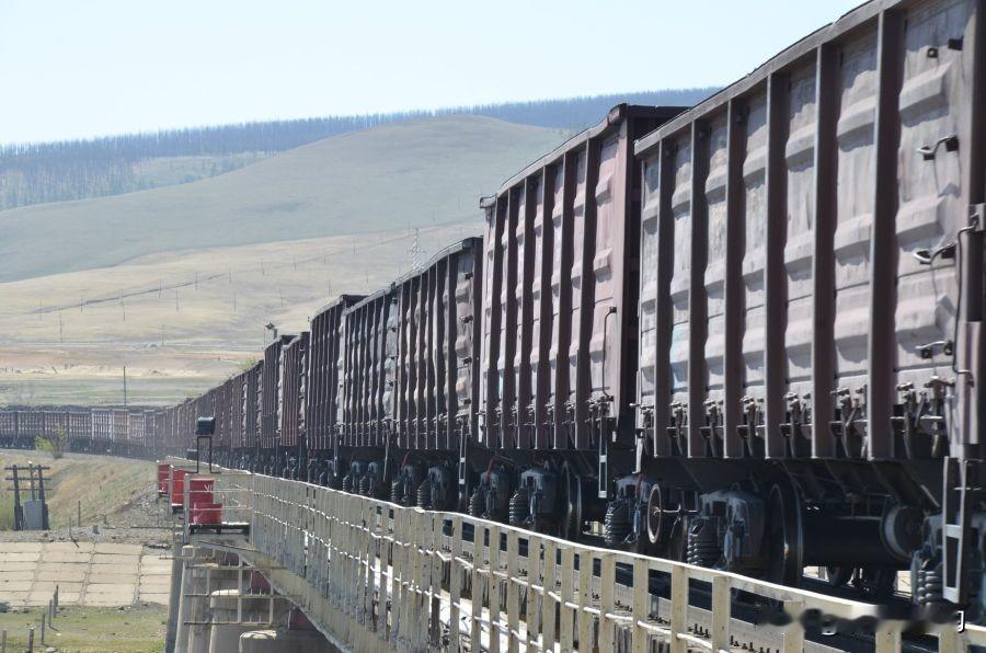 蒙古国主要出口产品占出口总值的 81.7% 流向中国：蒙古国硬煤出口量下降 14