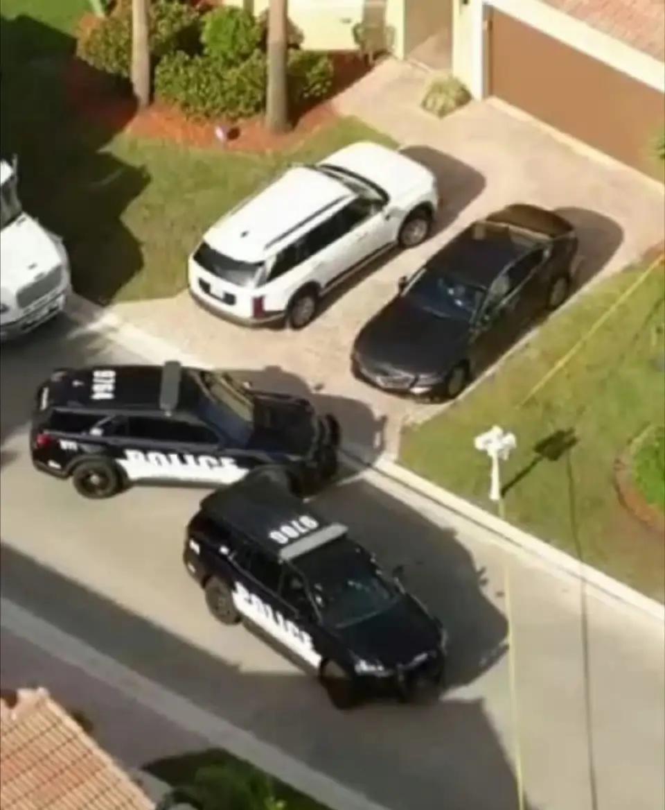 看过一位欧洲网友痛斥欧洲！
欧洲国防靠美国，经济靠大国，能源靠俄罗斯。却整天排斥