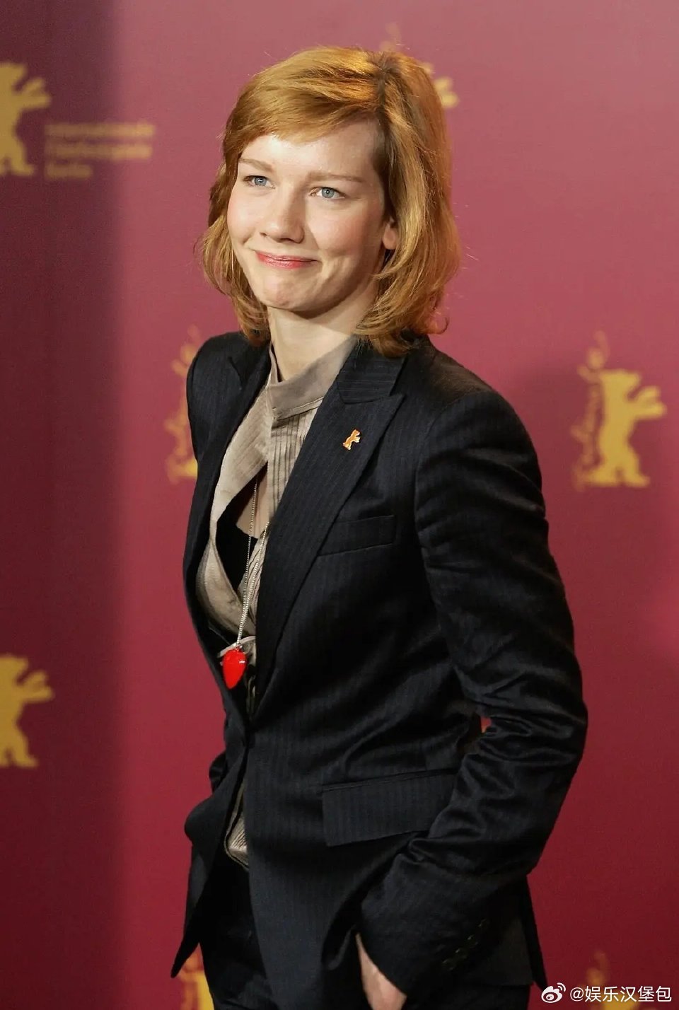 科幻片里最成功的女性角色伊娃亲手将自己变成决策机器，却在一首歌里泄露全部温柔 