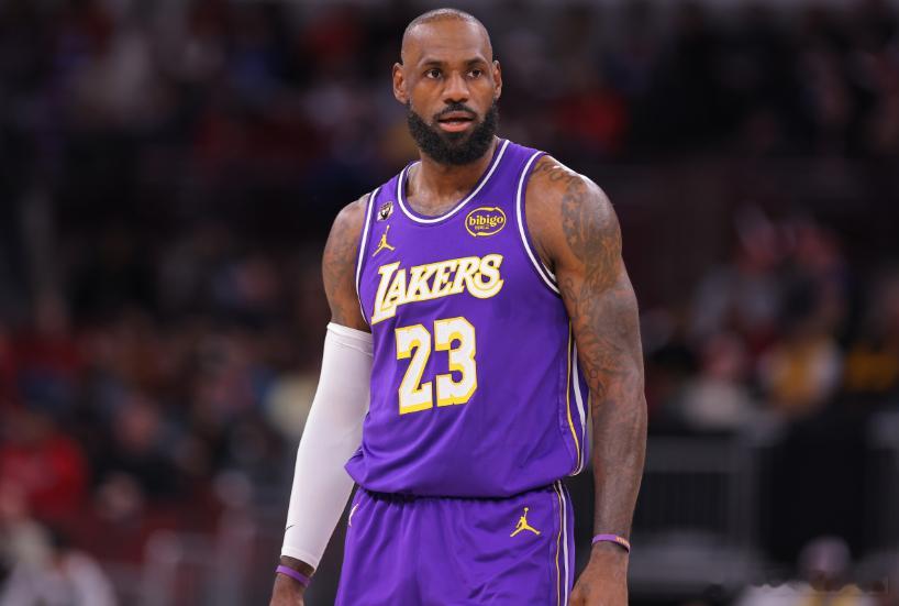 湖人前锋詹姆斯入选本届洛杉矶全明星赛西部替补阵容。这也是他生涯第22次入选全明星