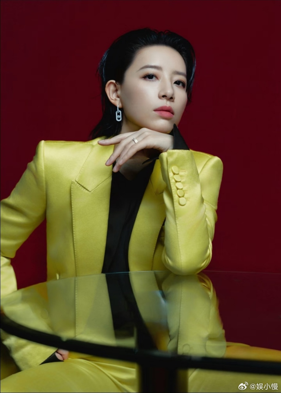 李斯丹妮怎么在安徽卫视以为在湖南卫视，结果在安徽卫视！李斯丹妮舞台统治力太强，走