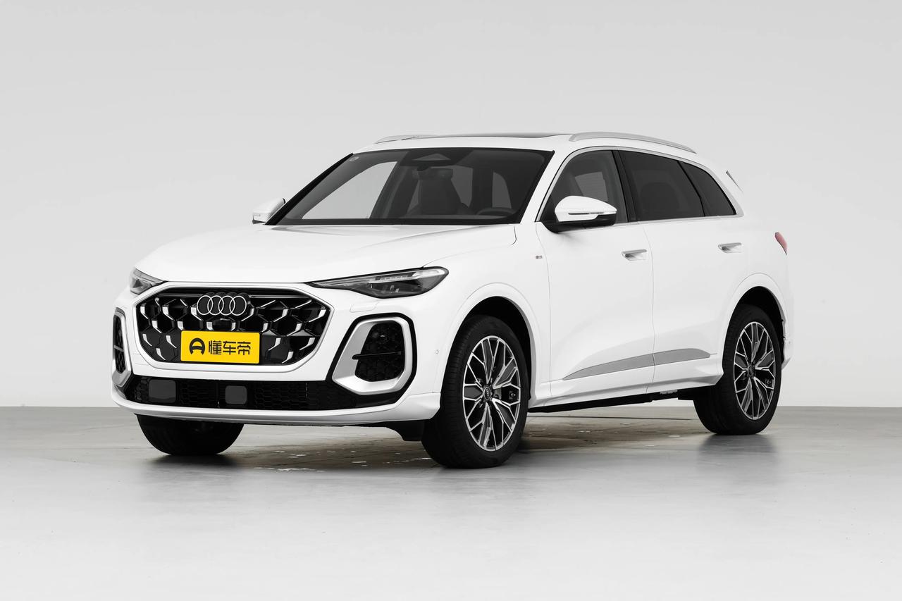 对于家庭用车刚需群体而言，空间表现是选车的核心指标——日常通勤需容纳背包、儿童玩