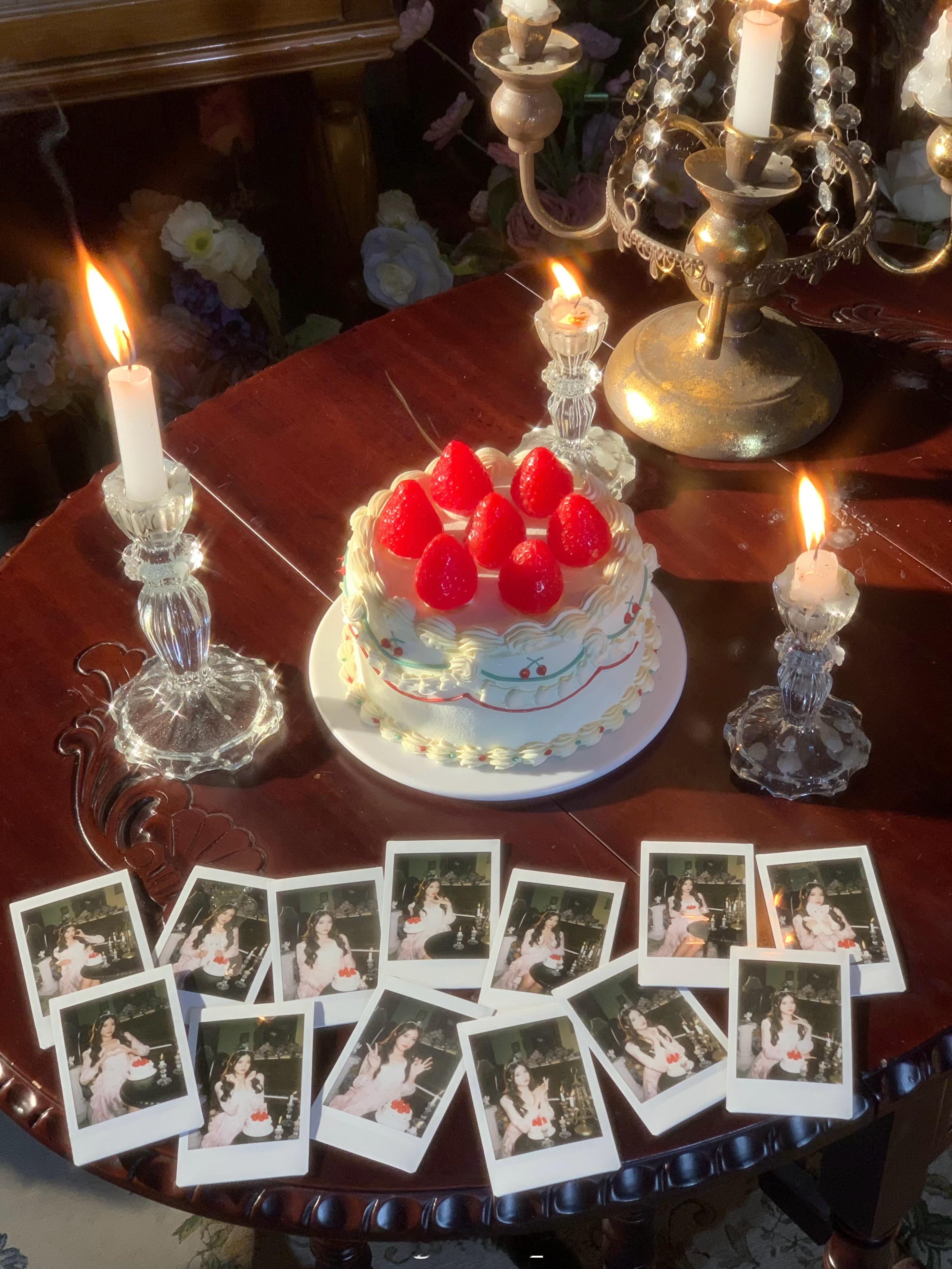 💖pl抽三个送我滴生日拍立得 忙了一天只能拍个这个先发一下[蛋糕] ​​​