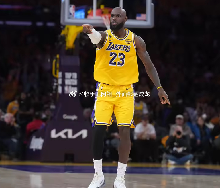 NBA季后赛首轮G3，湖人客场经过加时112-108险胜火箭，大比分3-0领先率