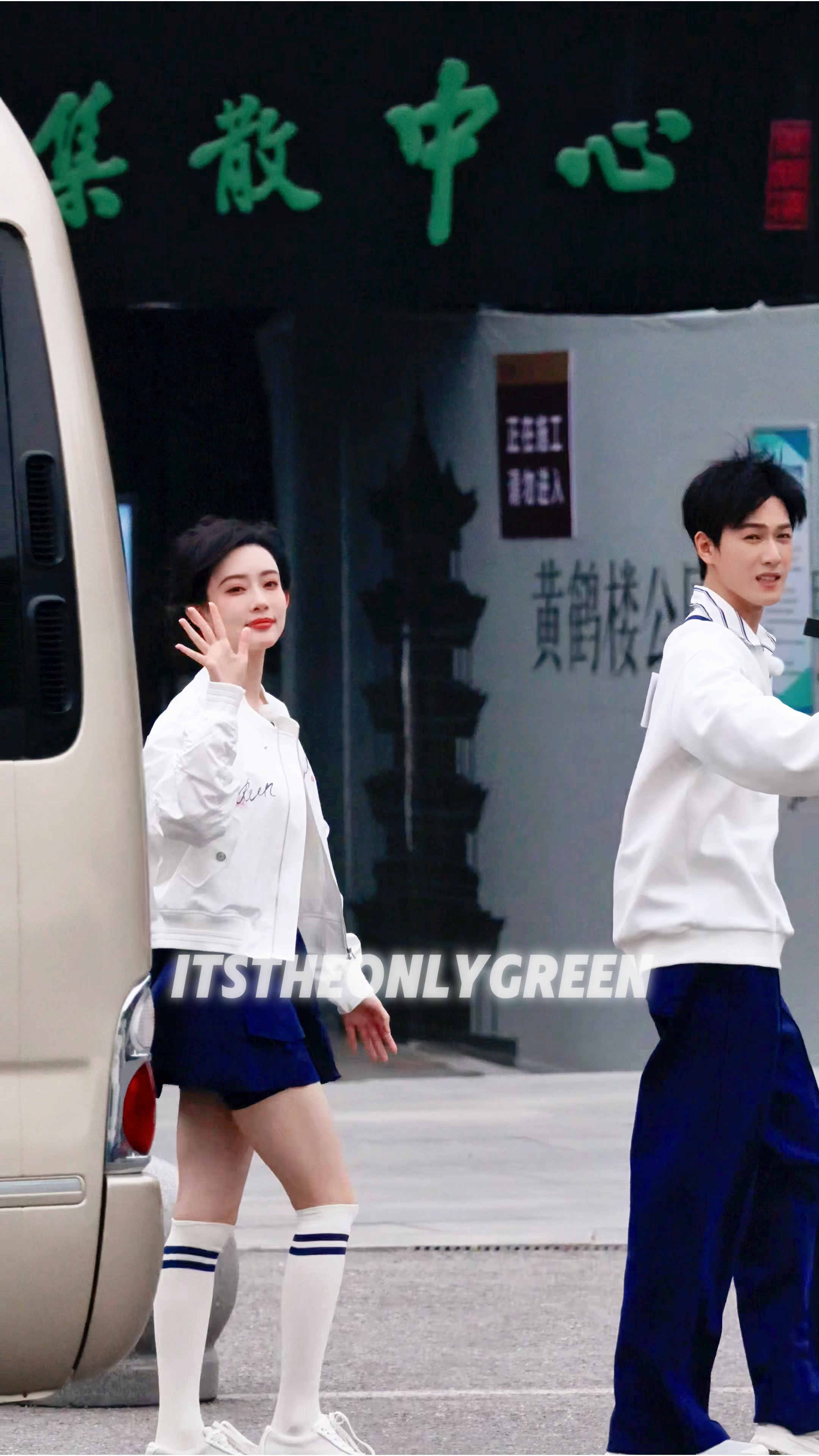 昀牵孟绕 跑男官宣孟子义李昀锐昀牵孟绕的幸福让你破防了吗😩？昀牵孟绕的幸福让你