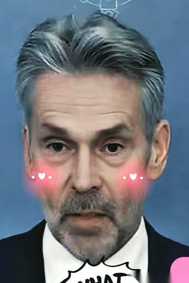 跨年钟声刚敲完，荷兰一家工厂的门禁，“啪”一下，红了。
一个还在加班的德国工程师