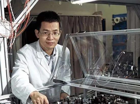 试想一道无解的数学题：交给当今全球最强、体积最庞大的超级计算机，算完所需时间远超