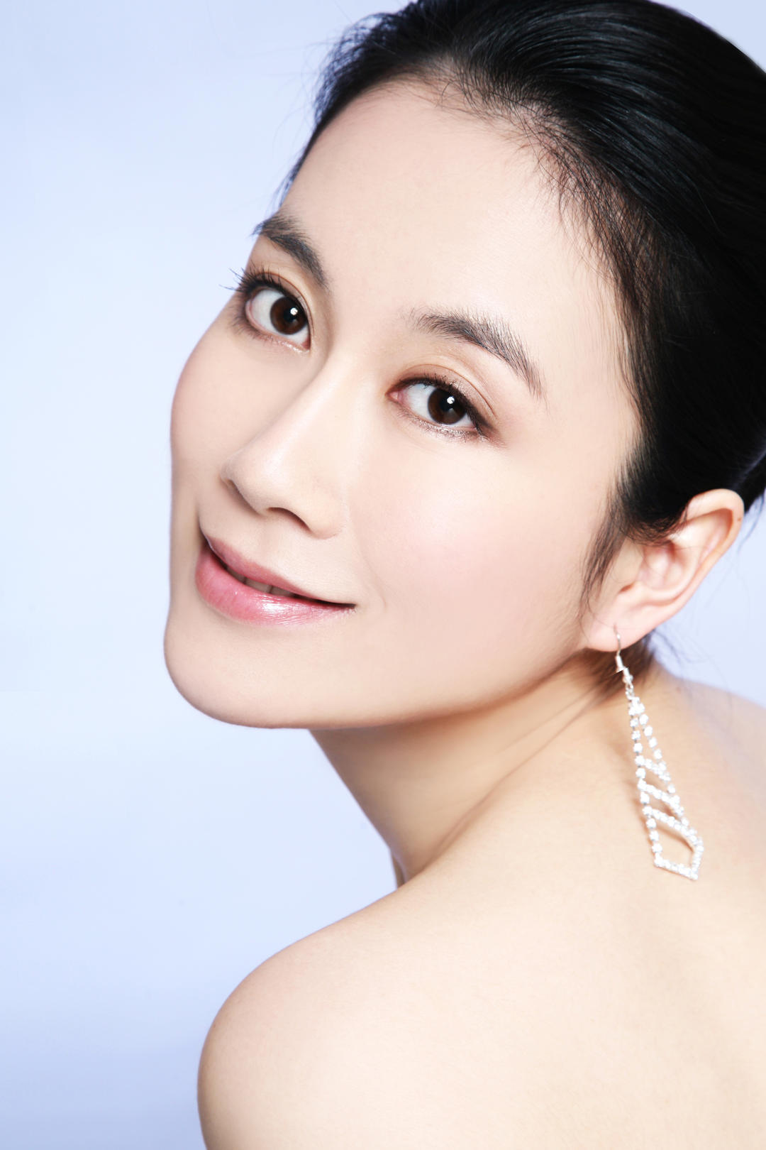 【#温峥嵘方称已完成证据固定#】据央视新闻《法治在线》此前报道，演员温峥嵘自曝刷