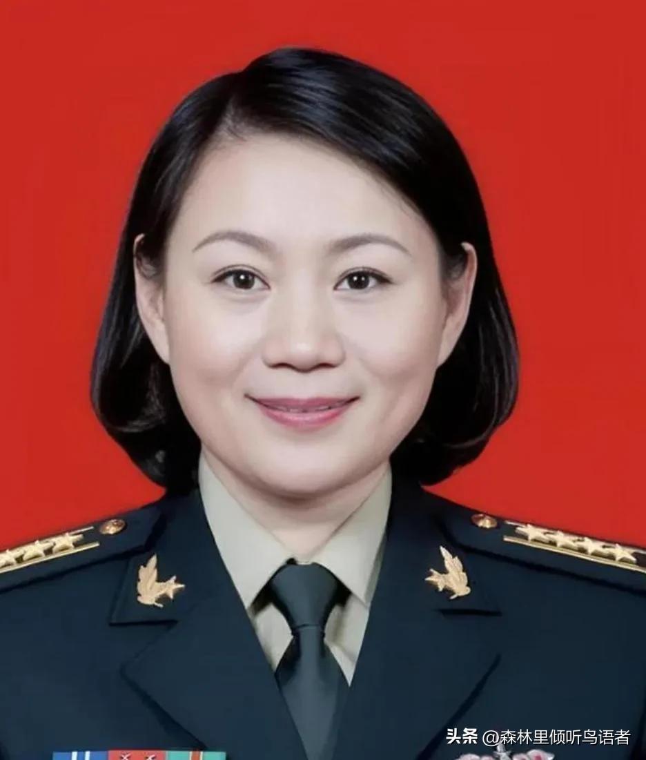 许世友的孙女许道江，一次闹心的夫妻争执。满心委屈无处排解的她，第一时间拨通了奶奶