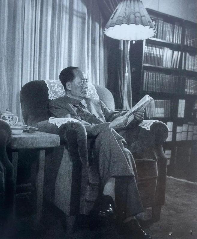 🐉巨龙腾飞，盛世华章！⚔️🚀🙏敬爱的毛主席，感念您的革命气魄，致敬不朽的真