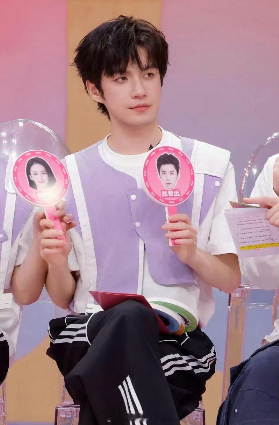 你好星期六有点不尊重嘉宾了周也 张婧仪都分不清 这也能认错… 