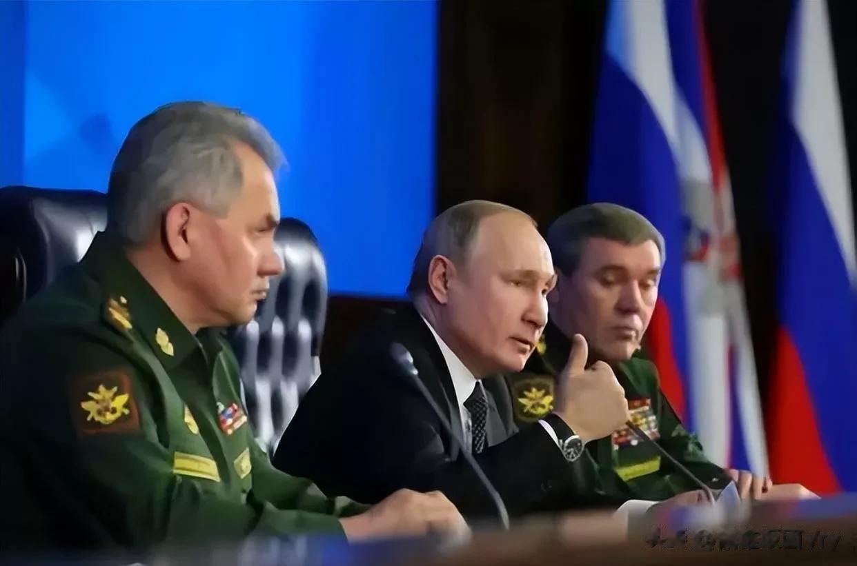 “掉头”前往白俄罗斯后，普里戈任陷入诡异静默，普京早有预料

来源:海峡快讯

