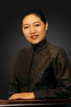 看到一段话，瞬间被击中了： “你去看一个女人， 如果她做什么都很利索， 做什么都