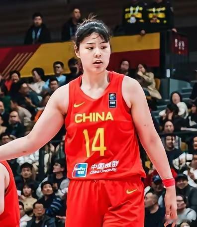 李月汝落选中国女篮世界杯名单！落选原因也太离谱了吧！

李月汝没能进入中国女篮征