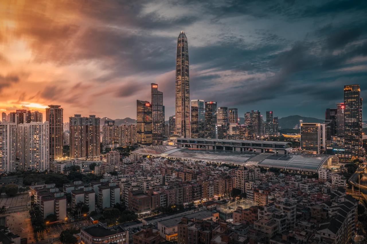 发现没？深圳华为公司放大招了，今天官宣在半导体芯片领域实现了新突破，麒麟2026