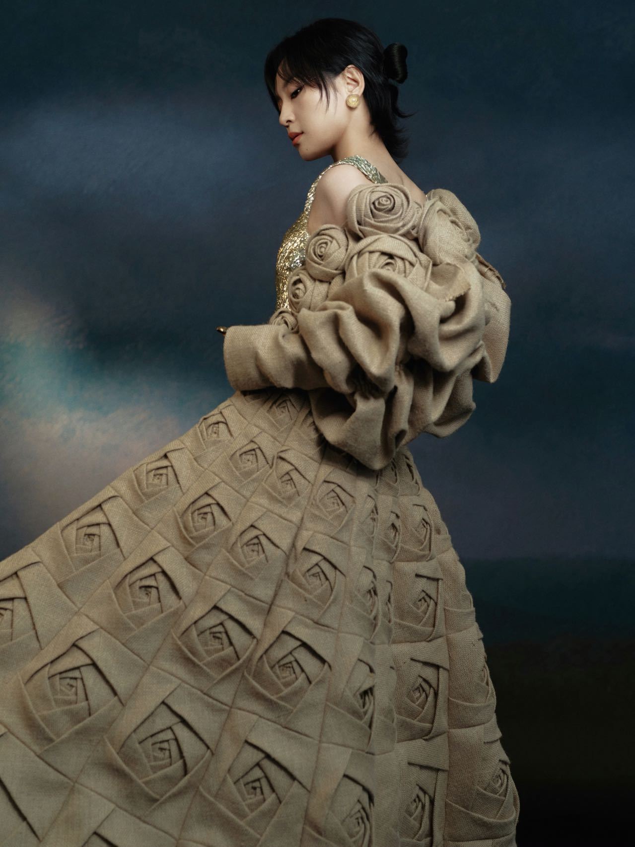 周笔畅 出席 猫耳声刻2026 .TOTAL: VIKTOR&ROLF 2026