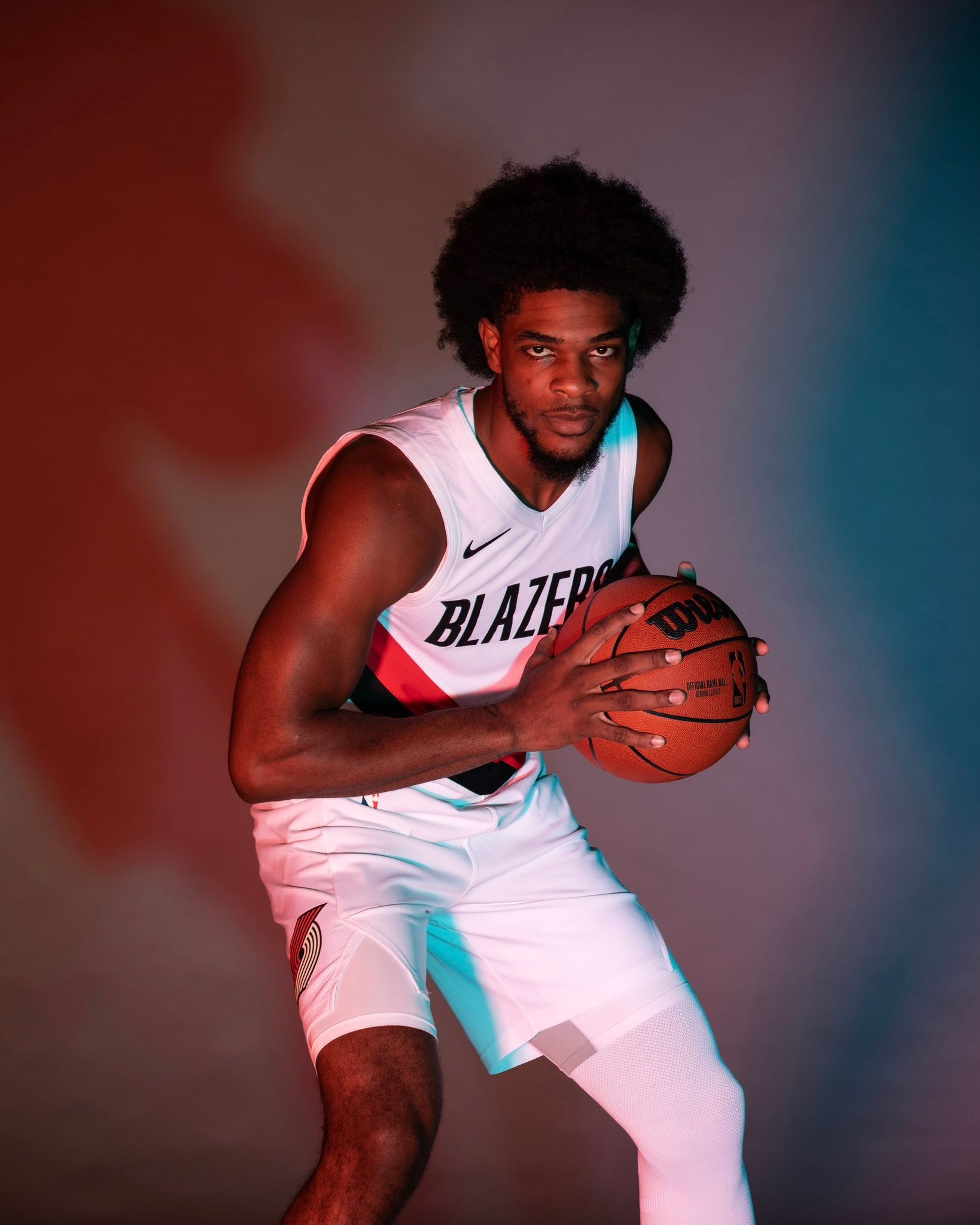 亨德森今天打的真好啊…可惜阿夫迪亚进攻明显失常了nba