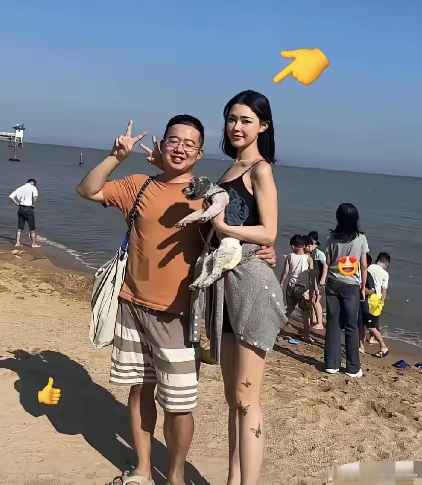 这男的到底什么魅力呀老婆这么漂亮？ 