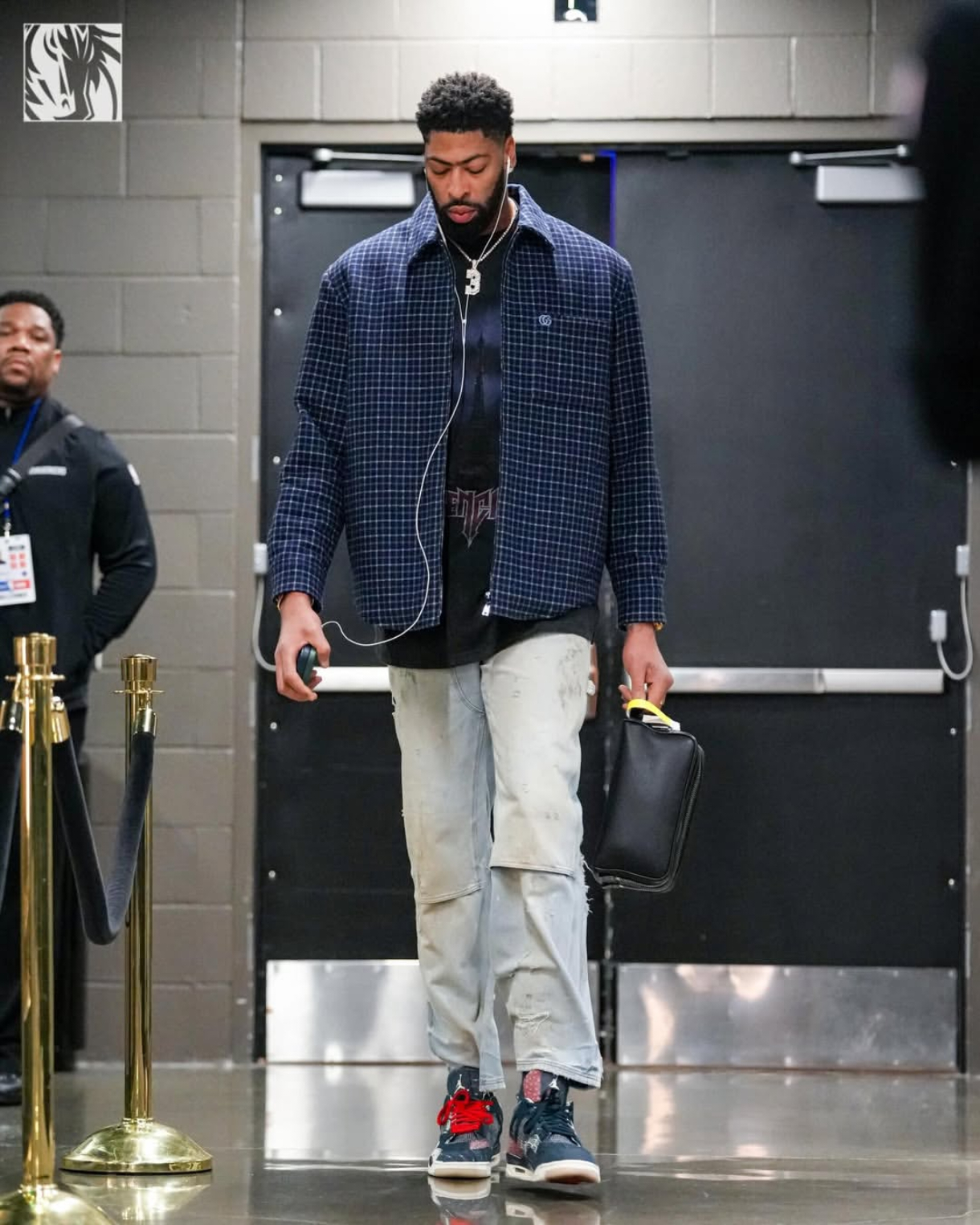 冲！ 安东尼戴维斯